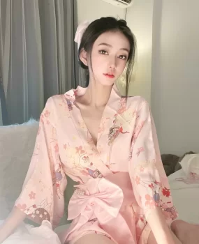 极品长腿嫩妹鲍鱼粉嫩小穴紧 身材苗条 皮肤白皙滑腻手感好 性感可人女友般的感觉