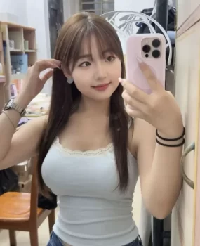 成都 蜜桃级别小美女