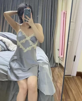 收银员出来兼职赚房租 可无套